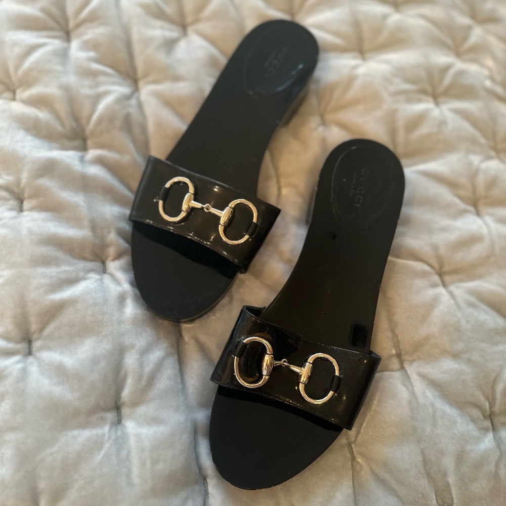 Vintage Gucci Horsebit Black and Gold Sandals Women’s Size 8